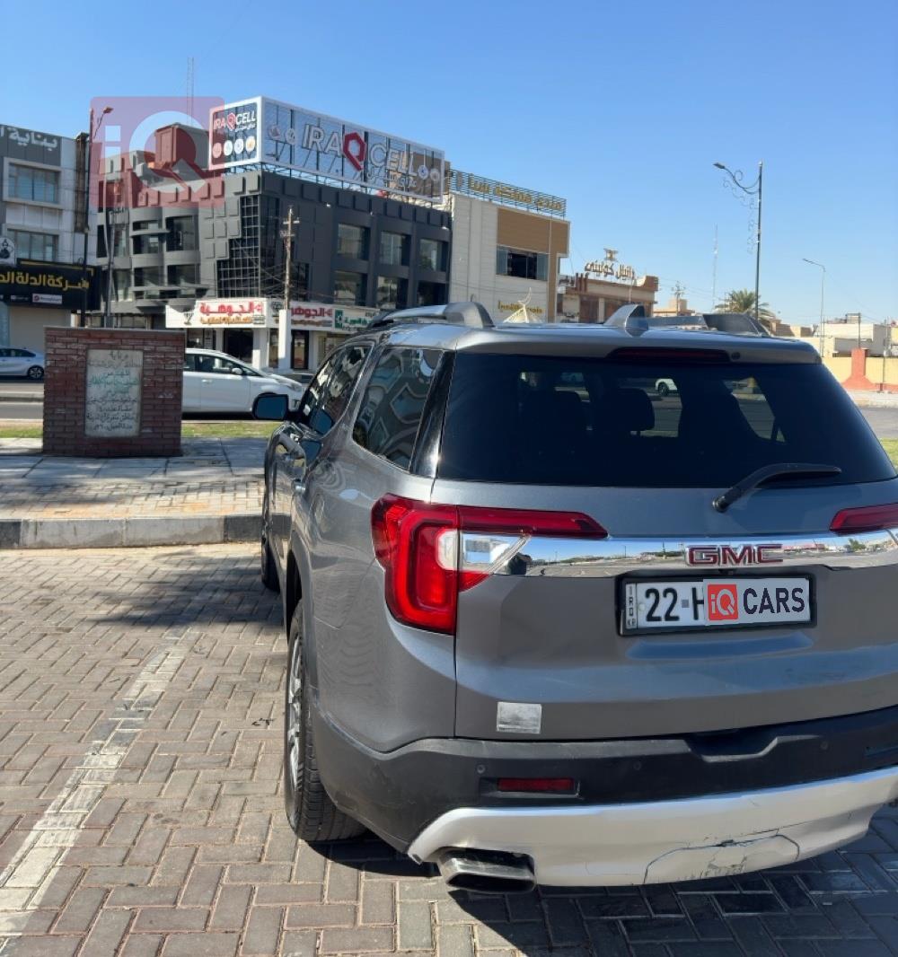 GMC Acadia